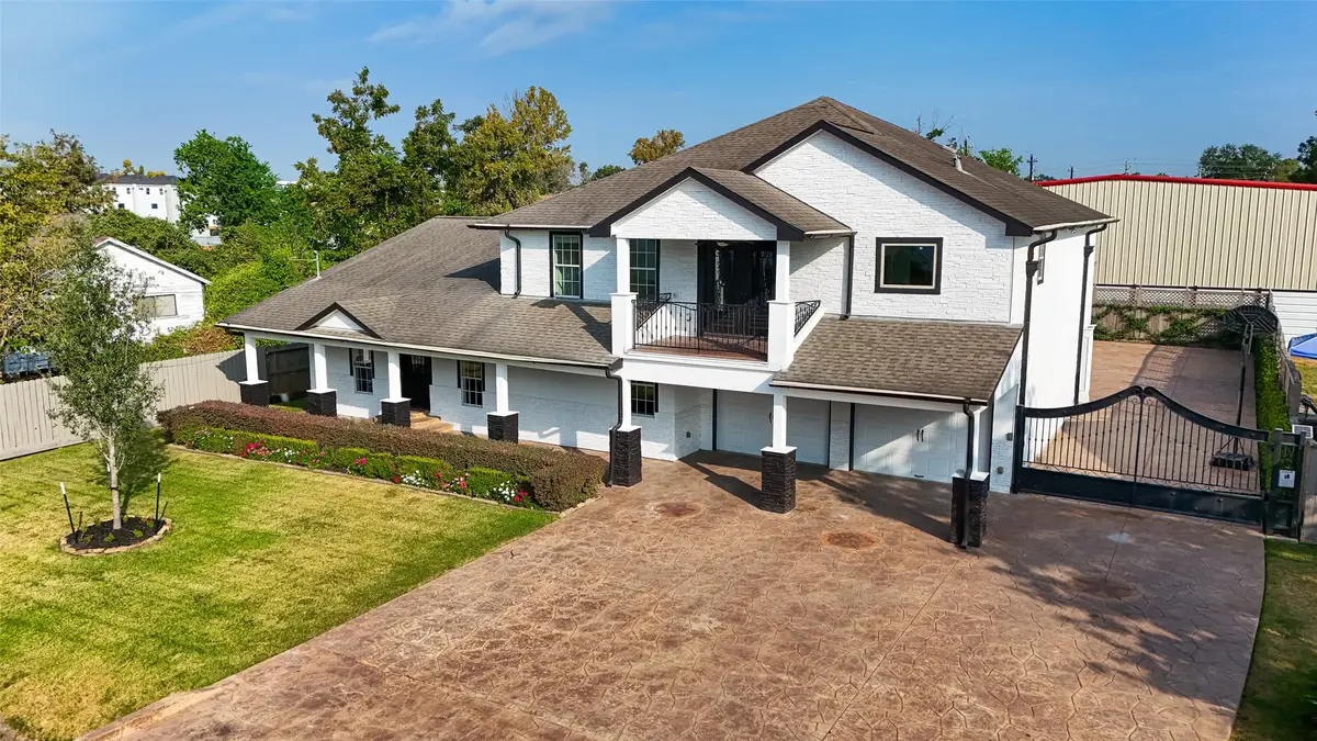 312 Marcella Street, Houston, TX 77091 - Image #1