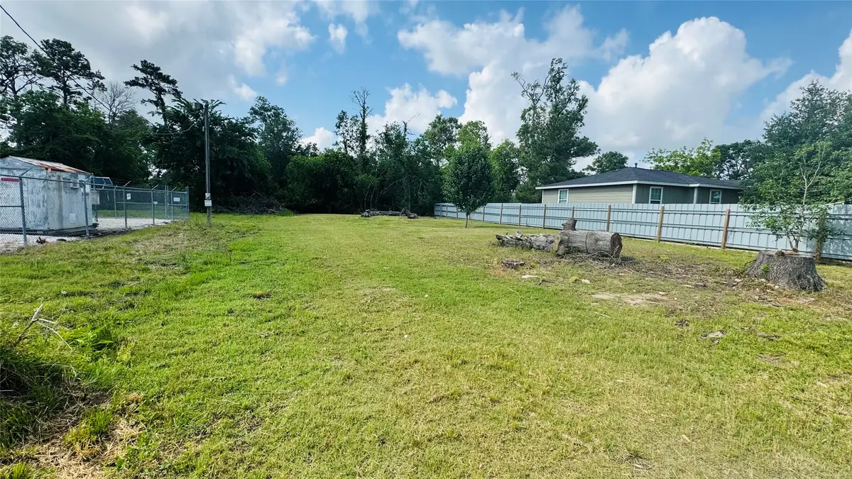 12806 Flagstaff Lane, Houston, TX 77049 - Image #1