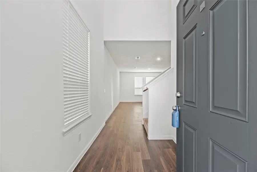 7322 Madison Commons Lane, Houston, TX 77075 - Image #2