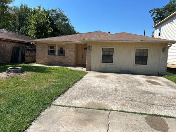 510 S Blackwell Street, La Porte, TX 77571