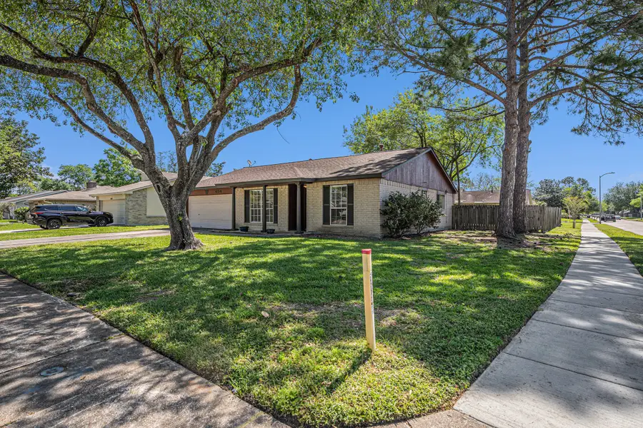 454 Buoy Road, Houston, TX 77598 - Image #2
