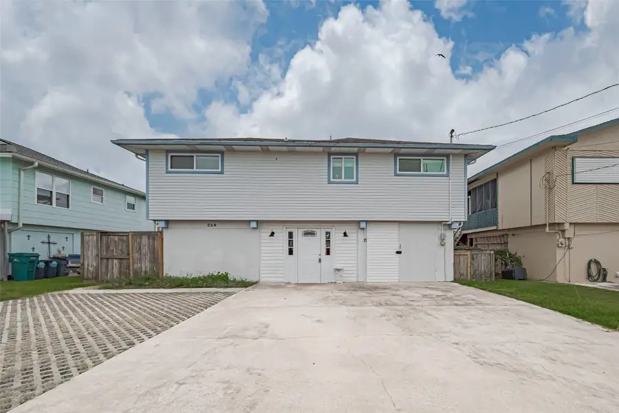 228 Barracuda Street, Bayou Vista, TX 77563 - Image #2