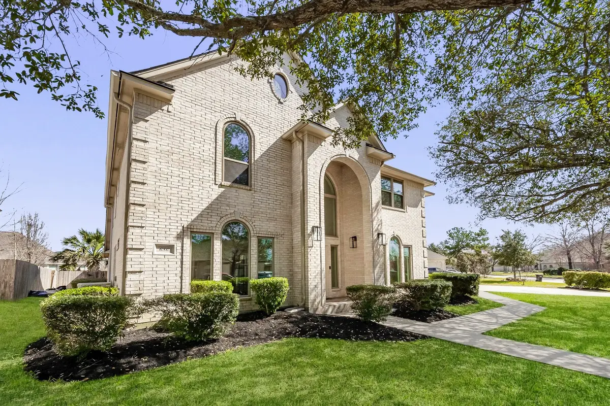 686 Edgewood Drive, Montgomery, TX 77356 - #1