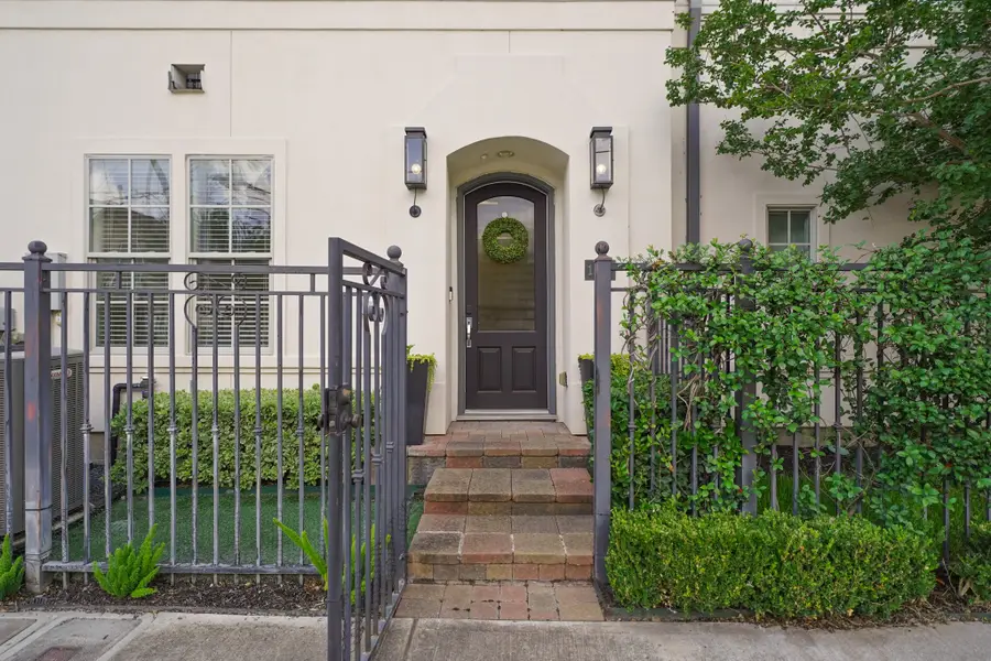 1317 Roy Street, Houston, TX 77007 - Image #2