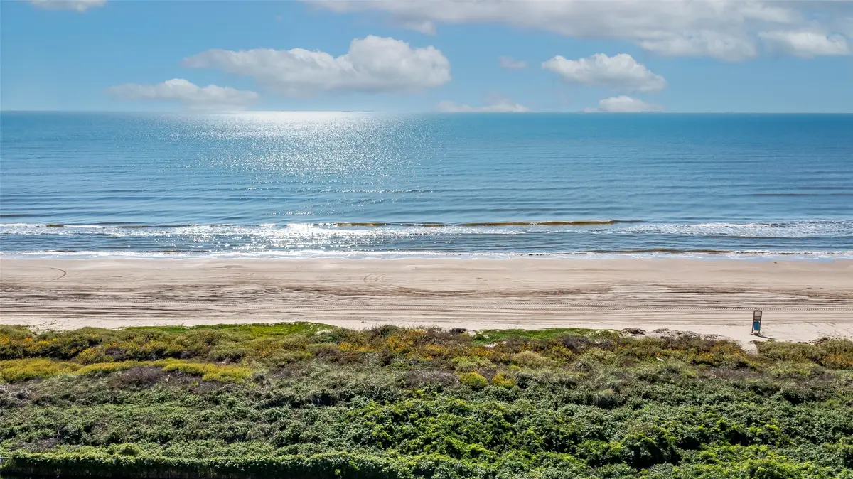 2292 Martinique, Crystal Beach, TX 77650 - #1
