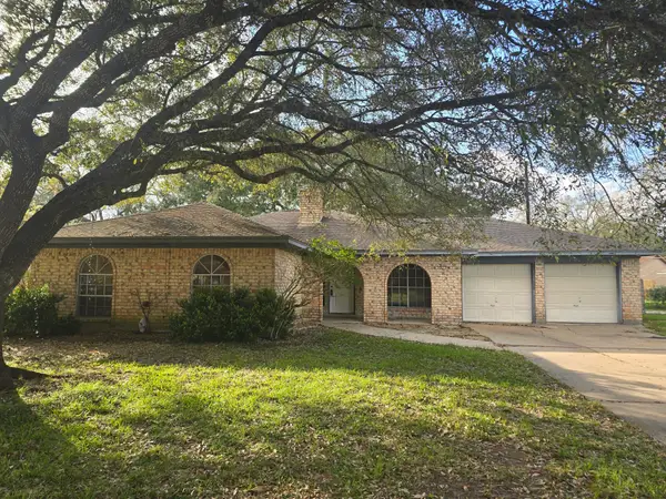 3825 Avenue R, Rosenberg, TX 77471