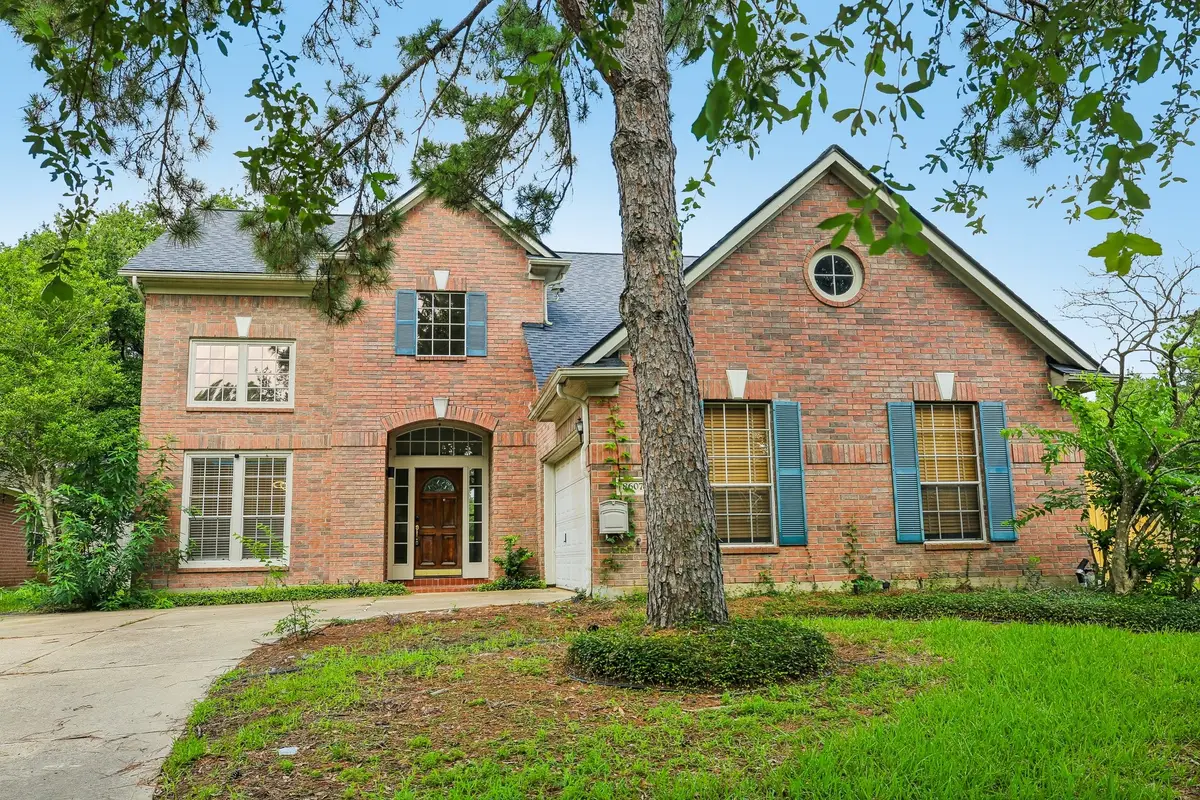 8607 Village Terrace, Houston, TX 77040 - #1