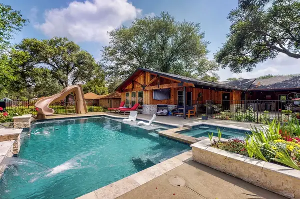 30819 Quinn Road, Tomball, TX 77375