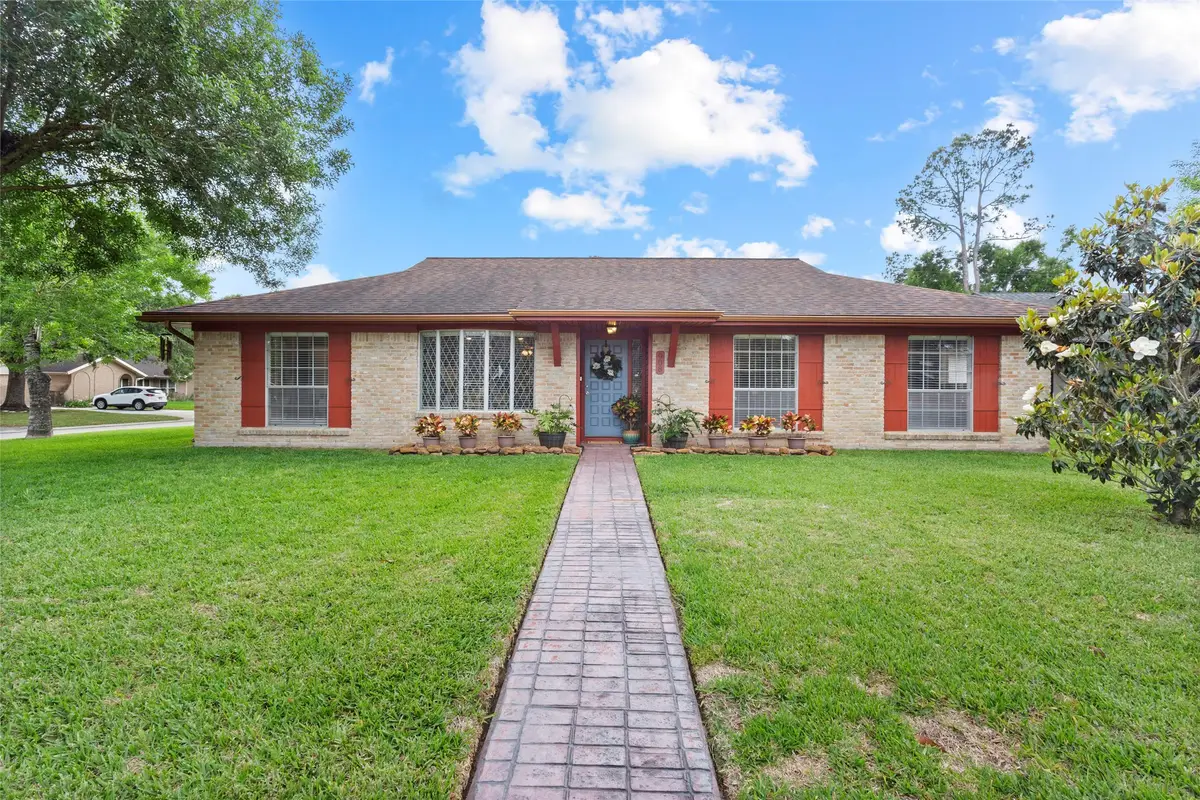 908 Morningside Court, Friendswood, TX 77546 - #1