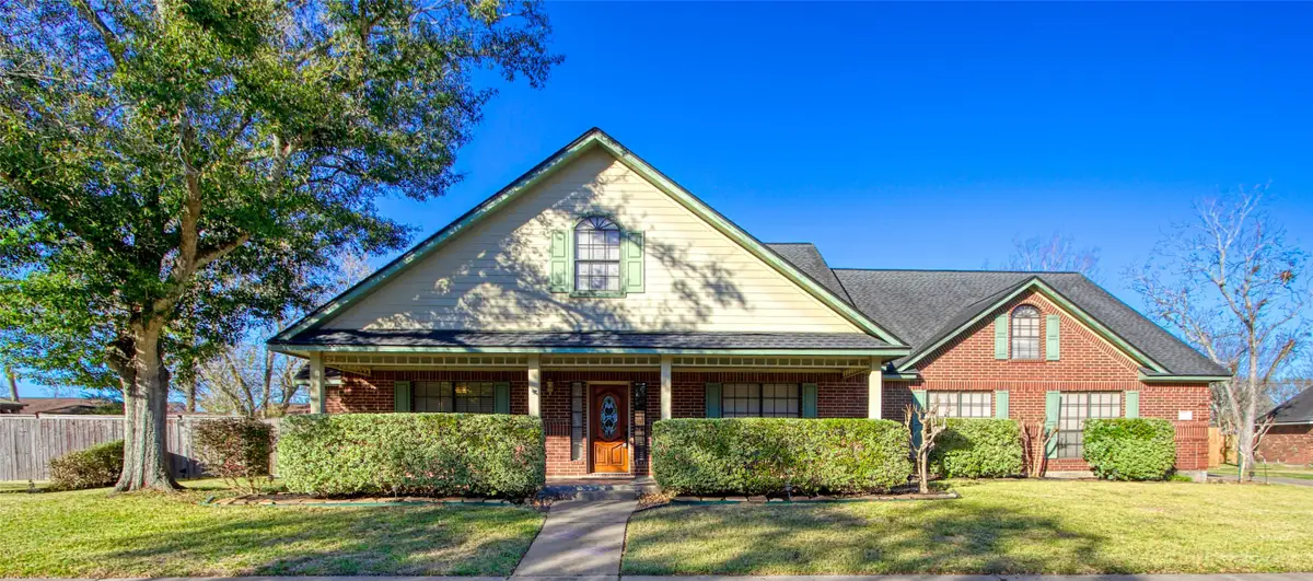 9 N Cay Court, Angleton, TX 77515 - #1