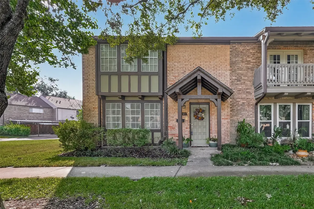 2267 Triway Lane #231, Houston, TX 77043 - Image #1