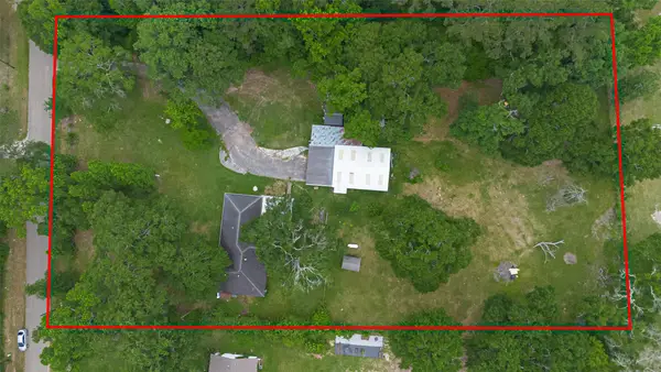 12163 Oak Leaf Road, Conroe, TX 77303