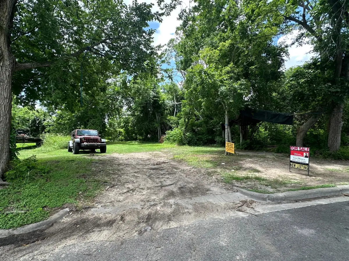 5117 Salina Street, Houston, TX 77026 - Image #1