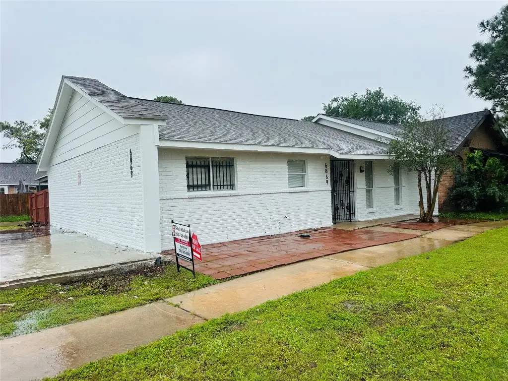 6869 Chasewood Drive, Stafford Missouri City, TX 77489 - #1