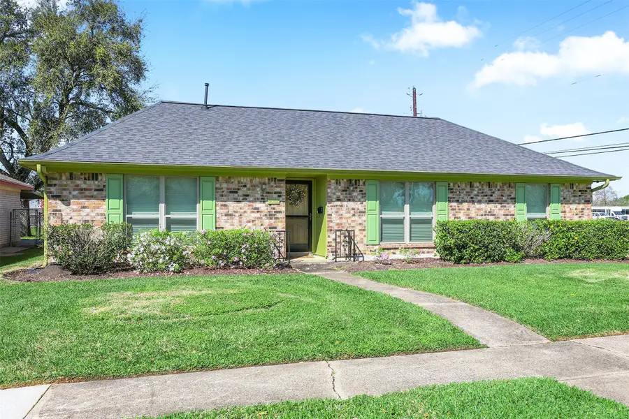 3002 Village Lane, Deer Park, TX 77536 - #2