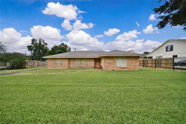 4011 Grimes Street, Houston, TX 77087