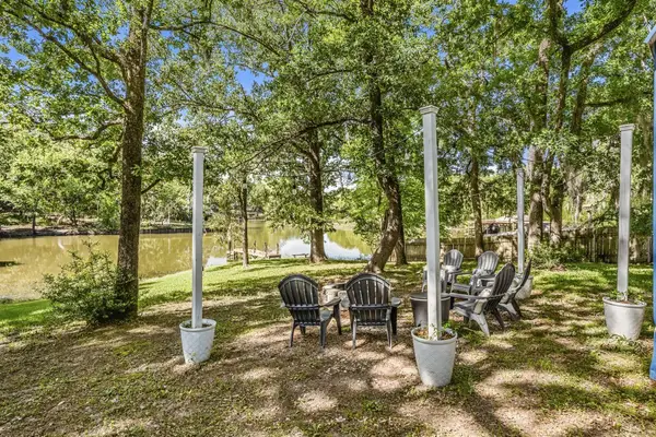 101 Tony Lane, Huntsville, TX 77320