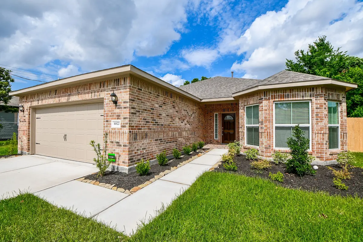 6822 Tuskegee Street, Houston, TX 77091 - Image #1