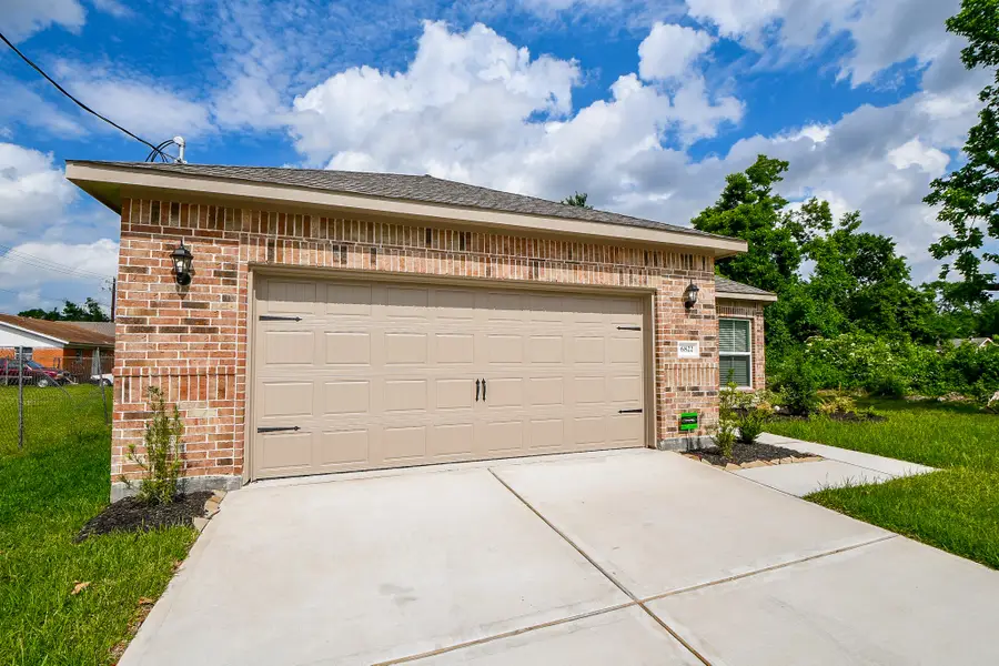 6822 Tuskegee Street, Houston, TX 77091 - Image #3
