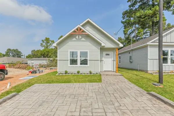 16922 W Forrestal, Montgomery, TX 77316