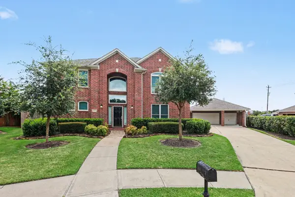 4003 Waterwood Drive, Baytown, TX 77521