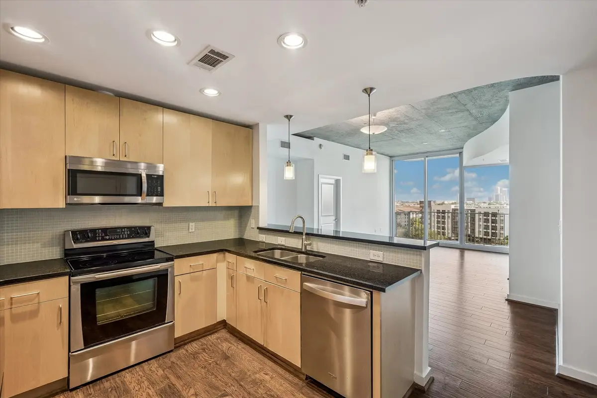 5925 Almeda Road #10805, Houston, TX 77004 - #1