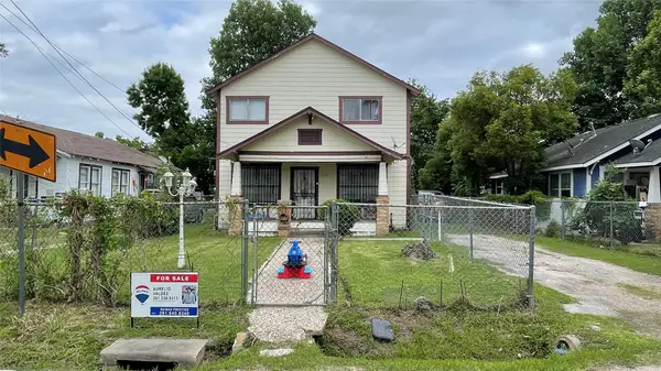 4010 Beggs Street, Houston, TX 77009