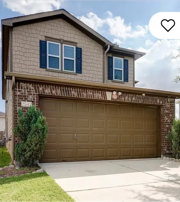 2542 Skyview Point Drive, Houston, TX 77047