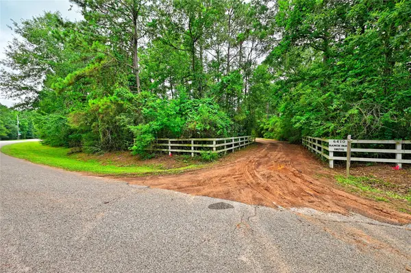 6410 Ranch Park Drive, Magnolia, TX 77354