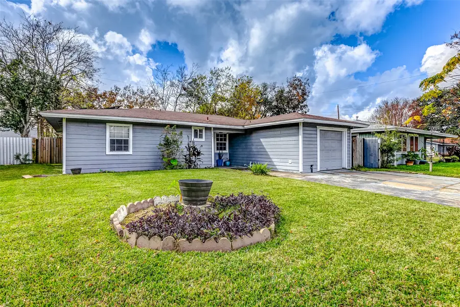 3704 Malone Drive, Pasadena, TX 77503 - #3