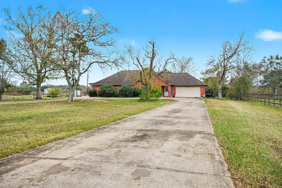 1012 Lilley Road, Alvin, TX 77511 - Image #2