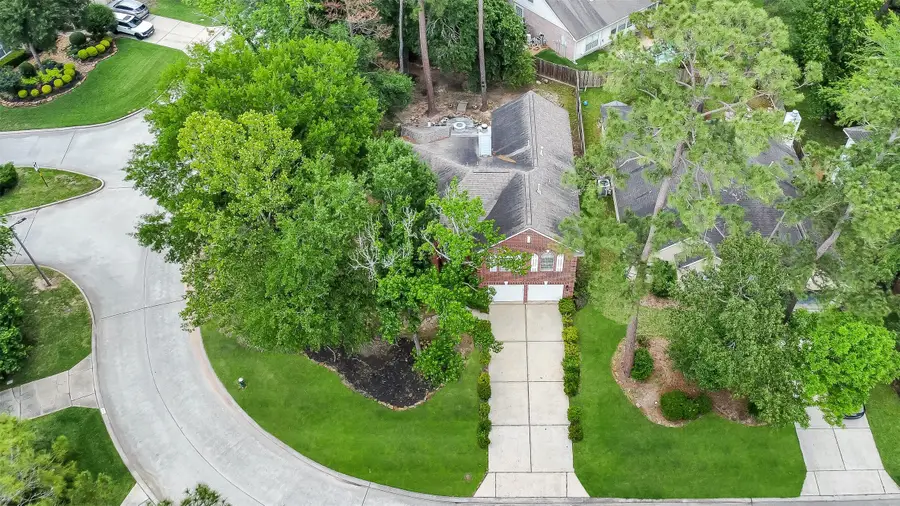 130 S Millport Circle, The Woodlands, TX 77382 - #2