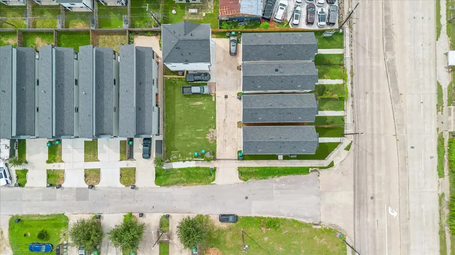 104 E 44th Street, Houston, TX 77018 - #3