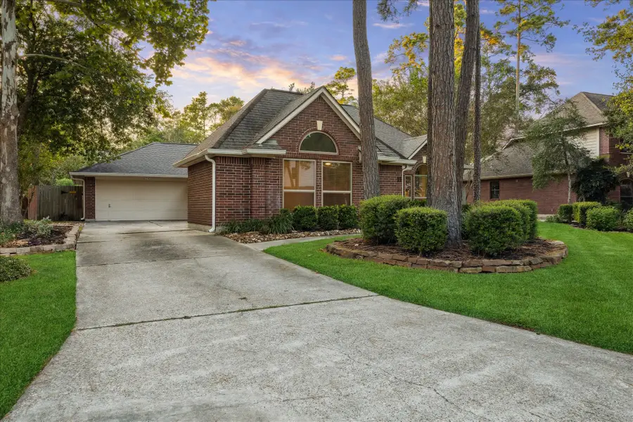 11 Amber Sky Place, The Woodlands, TX 77381 - Image #2