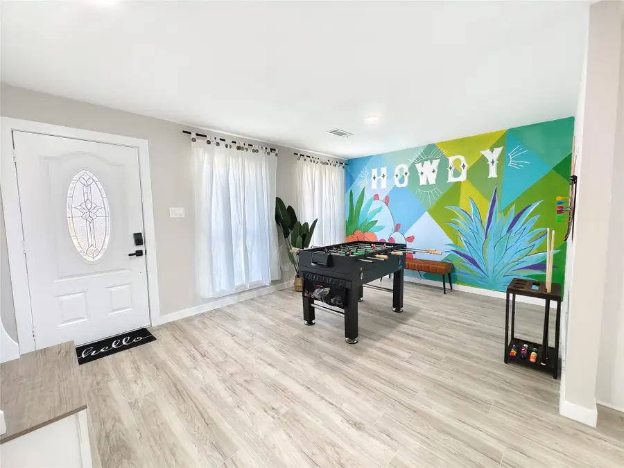 11810 Sagedowne Lane, Houston, TX 77089 - Image #2