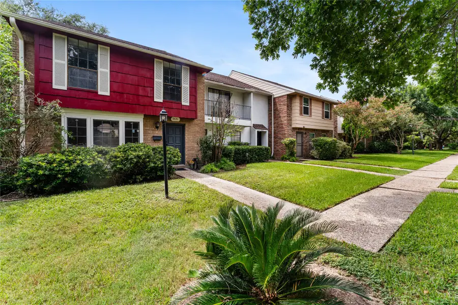 9425 Fondren Road, Houston, TX 77074 - Image #2