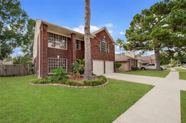 16030 Lakestone Drive, Tomball, TX 77377