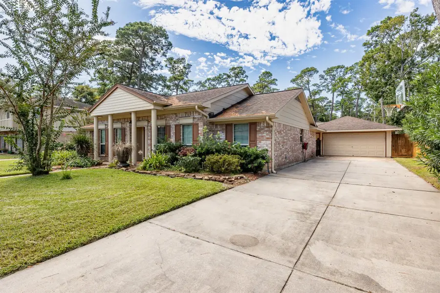 3726 Autumn Lane, Baytown, TX 77521 - #3