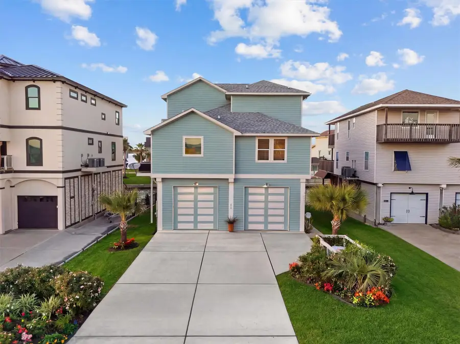 438 Amanda Circle, Tiki Island, TX 77554 - #2