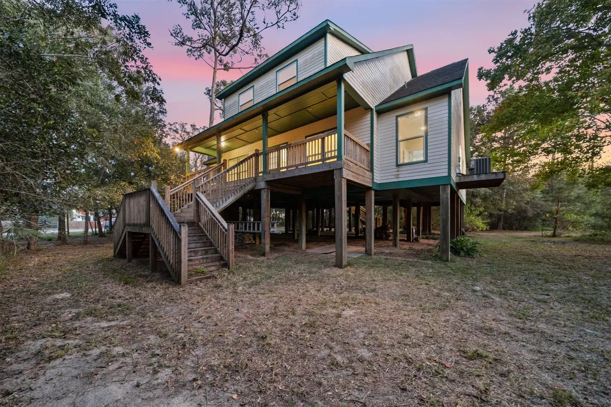 4510 Lininger Lane, Dickinson, TX 77539 - Image #1