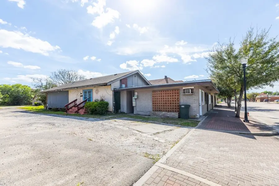 2485 Calder Street, Beaumont, TX 77702 - #3