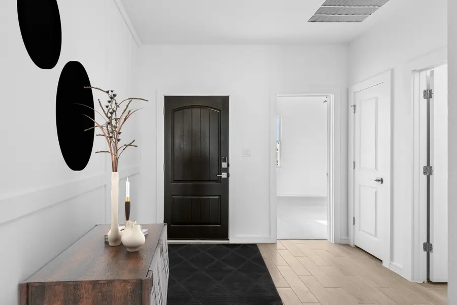 693 Daniels Lake Lane, Dayton Lakes, TX 77535 - Image #2