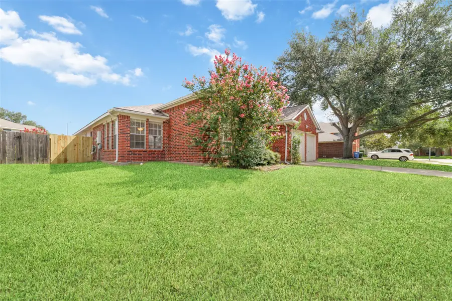 15010 Leila Oaks Lane, Houston, TX 77082 - Image #2