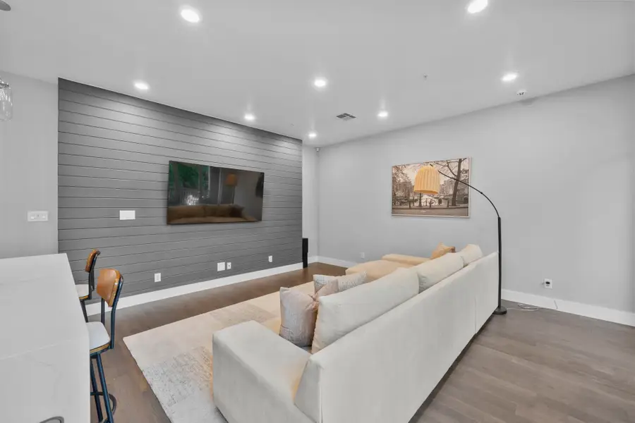 207 Pierce Street #209, Houston, TX 77002 - #3