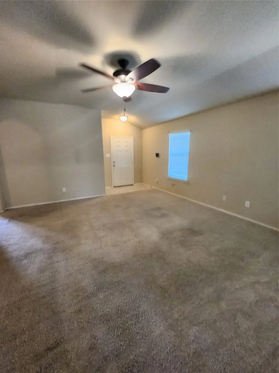 1325 W Nolte Farms Road, Seguin, TX 78155 - #3