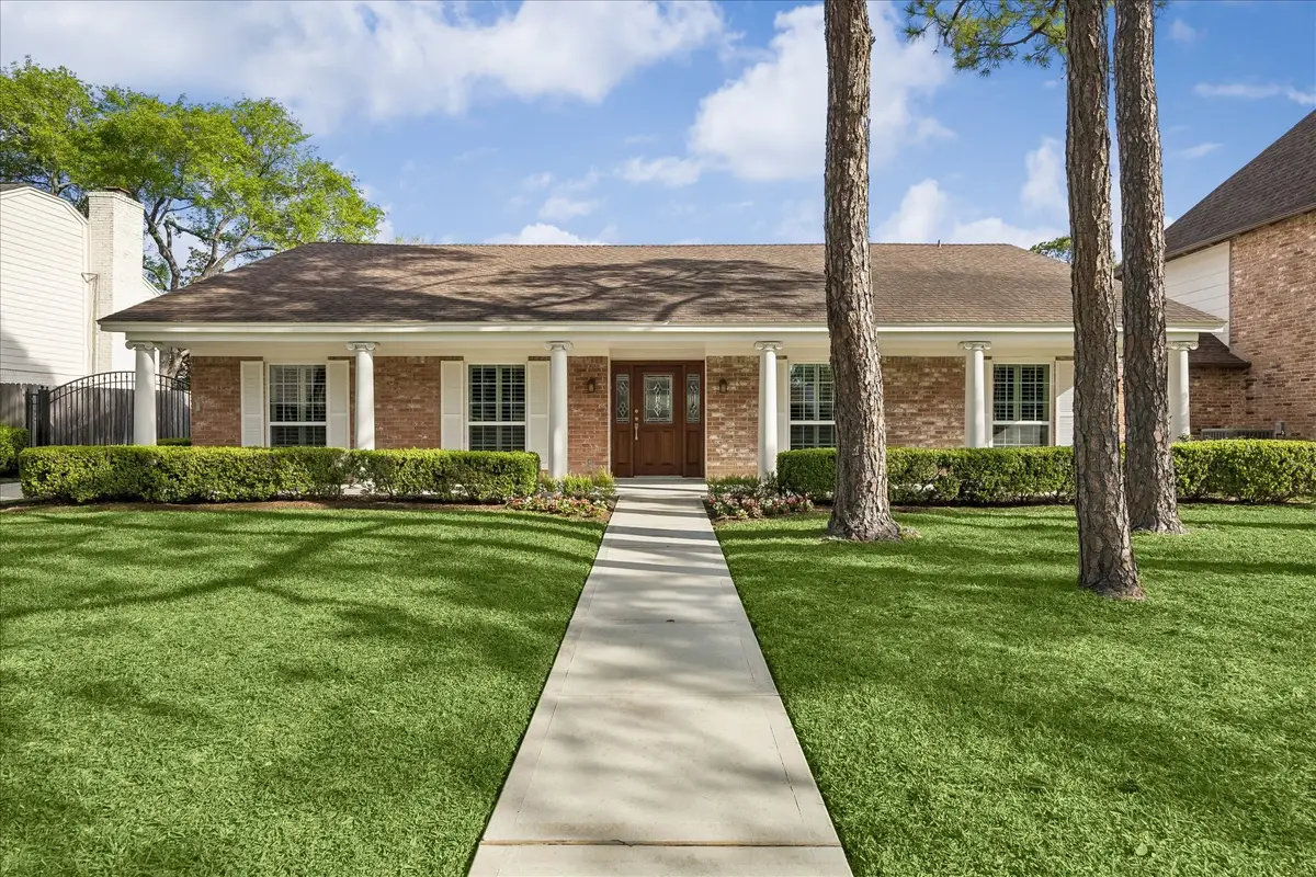 10906 Piping Rock Lane, Houston, TX 77042 - #1