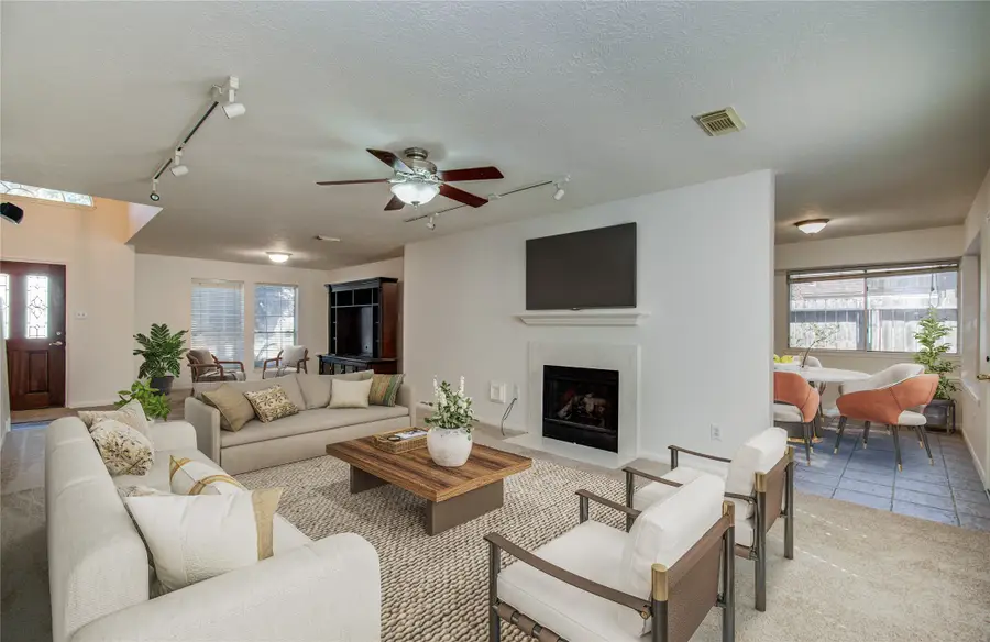 1010 Forestburg Drive, Southeast Montgomery, TX 77386 - Image #3