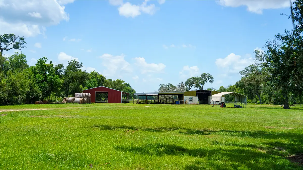 4799 County Road 652, Brazoria, TX 77422 - #1