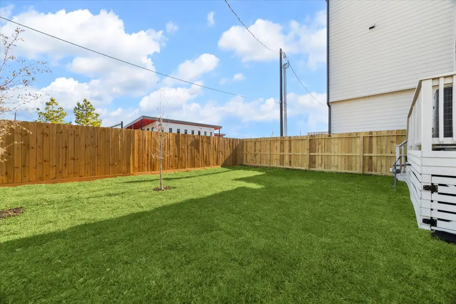 5614 Camino Encantado Drive, Houston, TX 77091 - #2