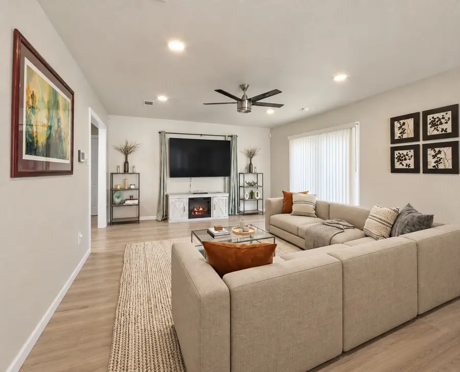 910 Centerwood Drive, Houston, TX 77013 - #2